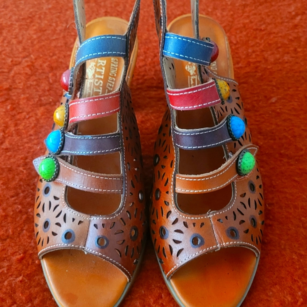 L'Artiste Spring Step sandals
